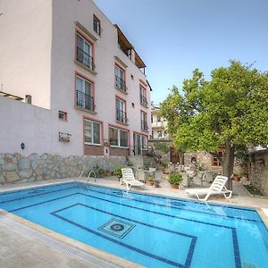 Nazar Hotel